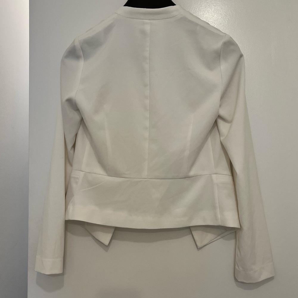 White blazer - Picture 3 of 4